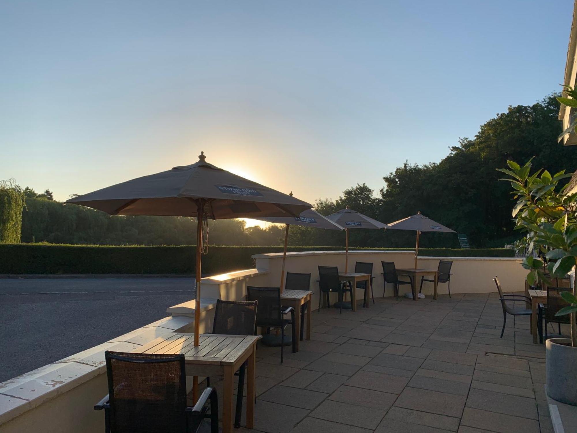 Shillingford Bridge Hotel Wallingford Exterior foto